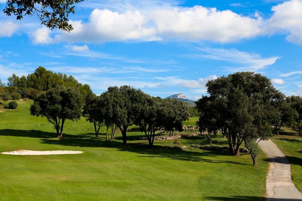 ⛳ Real Time reservations of Golf Green Fees for Golf de Marseille La