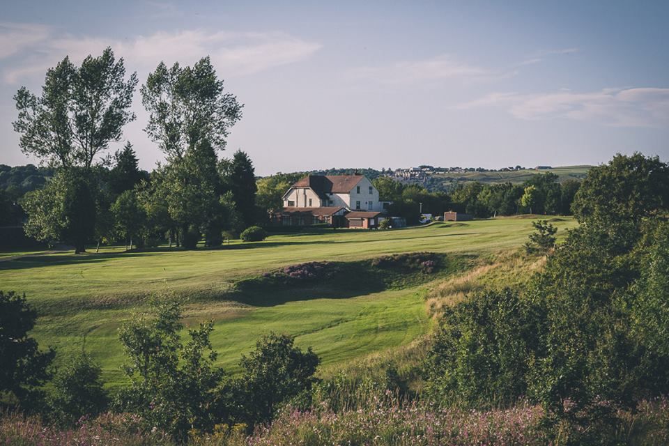 ⛳ Real Time reservations of Golf Green Fees for Oldham Golf Club Tee