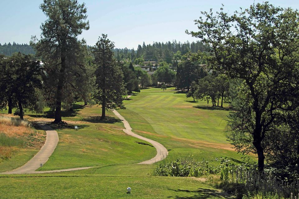 ⛳ Real Time reservations of Golf Green Fees for Nevada County Country