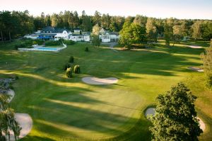 Wermdö Golf & Country Club - 18-hålsbanan - Green Fee - Tee Times